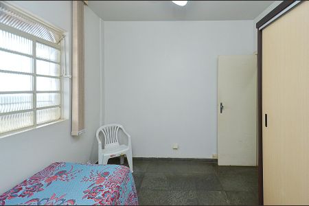 Casa à venda com 420m², 6 quartos e 3 vagasQuarto 2 casa 2