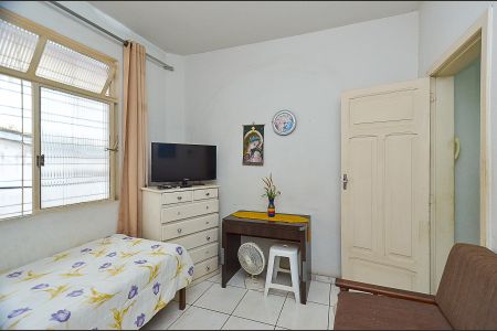 Casa à venda com 420m², 6 quartos e 3 vagasQuarto 2
