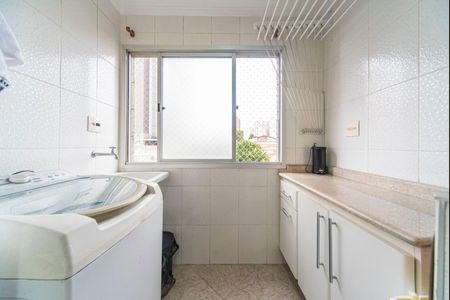 Apartamento à venda com 69m², 2 quartos e 1 vagaÁrea de Serviço