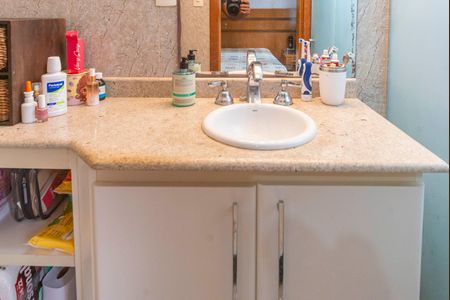 Apartamento à venda com 69m², 2 quartos e 1 vagaBanheiro do Quarto 2