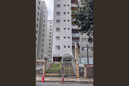 Apartamento à venda com 69m², 2 quartos e 1 vagaFachada e portaria