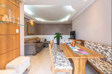 Apartamento à venda com 69m², 2 quartos e 1 vagaSala