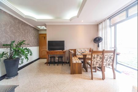 Sala de apartamento para alugar com 2 quartos, 69m² em Vila Valparaíso, Santo André