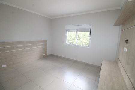 Casa de condomínio para alugar com 239m², 4 quartos e 4 vagasSuíte 2