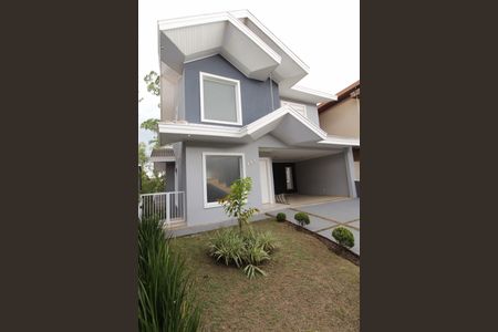 Casa de condomínio para alugar com 239m², 4 quartos e 4 vagasGaragem