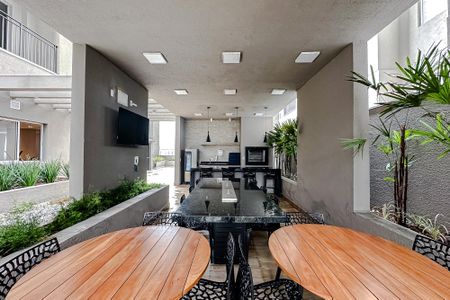 Apartamento para alugar com 38m², 2 quartos e sem vaga Apartamento para alugar com 38m², 2 quartos e sem vagaÁrea comum - Churrasqueira