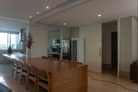 Apartamento à venda com 177m², 3 quartos e 3 vagas Apartamento à venda com 177m², 3 quartos e 3 vagasÁrea Comum