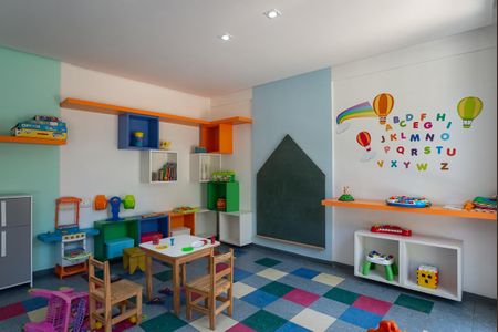 Apartamento à venda com 177m², 3 quartos e 3 vagas Apartamento à venda com 177m², 3 quartos e 3 vagasÁrea Comum