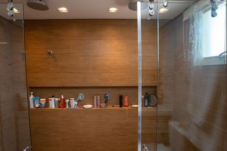 Apartamento à venda com 177m², 3 quartos e 3 vagas Apartamento à venda com 177m², 3 quartos e 3 vagasBanheiro do quarto 2