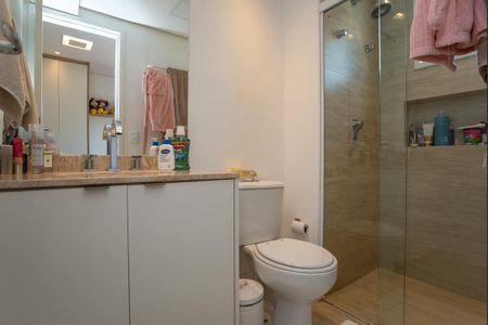 Apartamento à venda com 177m², 3 quartos e 3 vagas Apartamento à venda com 177m², 3 quartos e 3 vagasBanheiro do quarto 3 Suíte