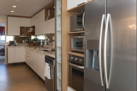 Apartamento à venda com 177m², 3 quartos e 3 vagas Apartamento à venda com 177m², 3 quartos e 3 vagasCozinha Americana