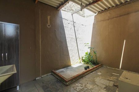 Casa para alugar com 130m², 2 quartos e 1 vagaÁrea de Serviço