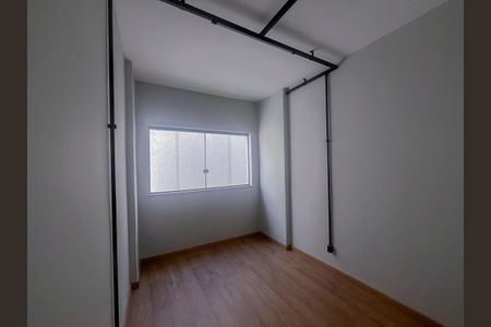 Casa à venda com 271m², 5 quartos e 3 vagas Casa à venda com 271m², 5 quartos e 3 vagasQuarto 1