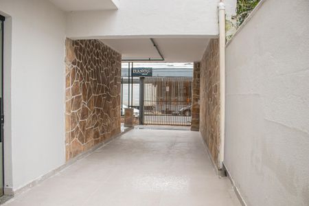 Casa à venda com 271m², 5 quartos e 3 vagas Casa à venda com 271m², 5 quartos e 3 vagasÁrea externa