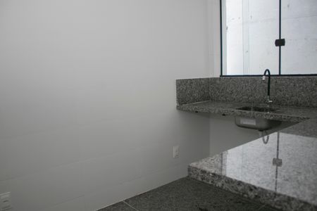 Casa à venda com 271m², 5 quartos e 3 vagas Casa à venda com 271m², 5 quartos e 3 vagasCozinha