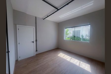 Casa à venda com 271m², 5 quartos e 3 vagas Casa à venda com 271m², 5 quartos e 3 vagasQuarto 2