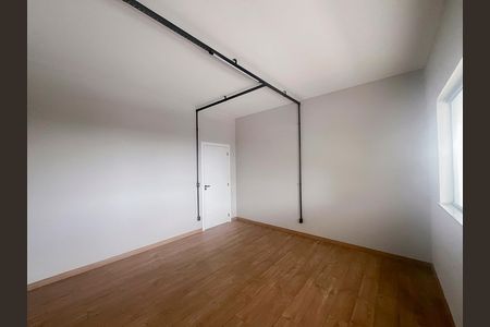 Casa à venda com 271m², 5 quartos e 3 vagas Casa à venda com 271m², 5 quartos e 3 vagasQuarto 2