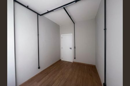 Casa à venda com 271m², 5 quartos e 3 vagas Casa à venda com 271m², 5 quartos e 3 vagasQuarto 2