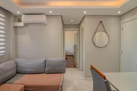 Sala de apartamento à venda com 2 quartos, 43m² em Sarandi, Porto Alegre