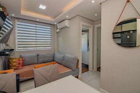 Sala de apartamento à venda com 2 quartos, 43m² em Sarandi, Porto Alegre