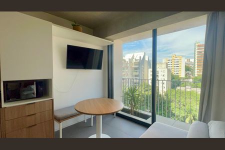 Sala de kitnet/studio para alugar com 1 quarto, 28m² em Jardim das Bandeiras, São Paulo