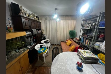 Casa à venda com 2 quartos, 129m² em Jardim Aeroporto, São Paulo