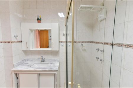 Apartamento à venda com 90m², 2 quartos e 1 vaga Apartamento à venda com 90m², 2 quartos e 1 vagaBanheiro 2