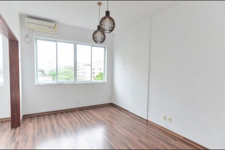 Sala de apartamento à venda com 2 quartos, 90m² em Tijuca, Rio de Janeiro