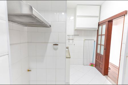 Apartamento à venda com 90m², 2 quartos e 1 vaga Apartamento à venda com 90m², 2 quartos e 1 vagaCozinha