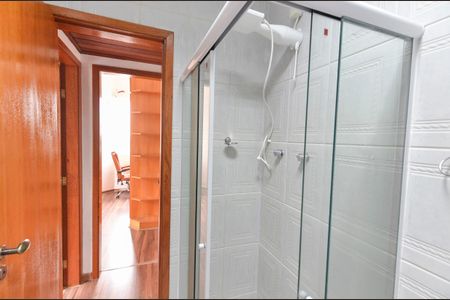 Apartamento à venda com 90m², 2 quartos e 1 vaga Apartamento à venda com 90m², 2 quartos e 1 vagaBanheiro 1