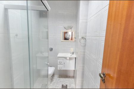 Apartamento à venda com 90m², 2 quartos e 1 vaga Apartamento à venda com 90m², 2 quartos e 1 vagaBanheiro 1
