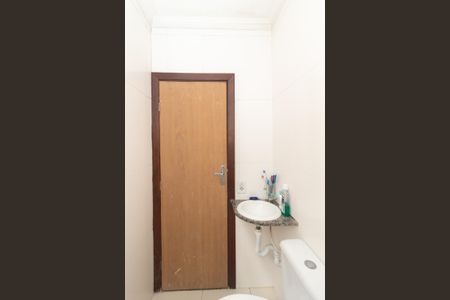 Casa de condomínio à venda com 60m², 3 quartos e 1 vagaBanheiro da Suíte