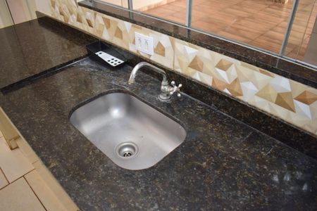 Cozinha de casa para alugar com 3 quartos, 150m² em Jardim Paiva, Ribeirão Preto