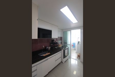 Apartamento à venda com 95m², 3 quartos e 2 vagasCozinha e Área de Serviço