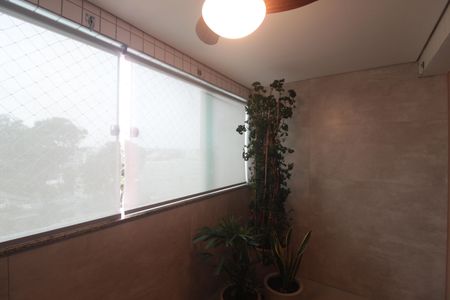 Varanda da Sala de apartamento à venda com 3 quartos, 95m² em Itapoã, Belo Horizonte