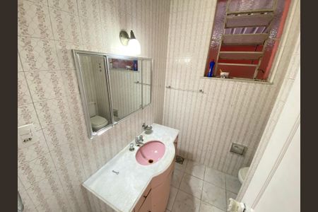 Apartamento para alugar com 116m², 3 quartos e sem vaga