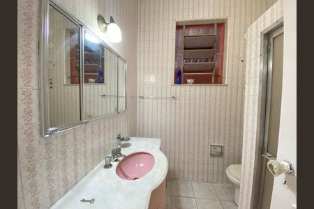 Apartamento para alugar com 116m², 3 quartos e sem vaga