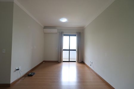 Sala de apartamento para alugar com 3 quartos, 75m² em Vila Seixas, Ribeirão Preto