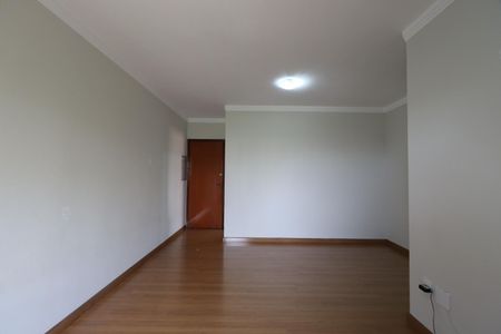 Sala de apartamento para alugar com 3 quartos, 75m² em Vila Seixas, Ribeirão Preto