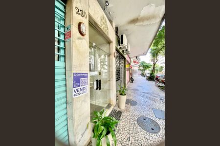 Apartamento à venda com 70m², 2 quartos e sem vaga Apartamento à venda com 70m², 2 quartos e sem vagaPlaca