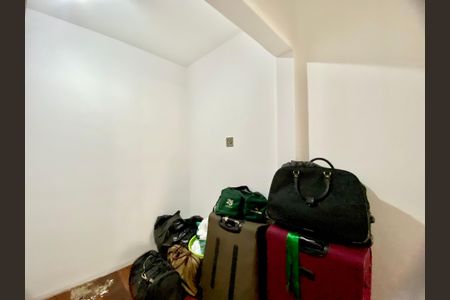 Apartamento à venda com 70m², 2 quartos e sem vaga