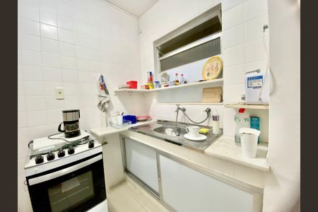 Apartamento à venda com 70m², 2 quartos e sem vaga Apartamento à venda com 70m², 2 quartos e sem vagaCozinha