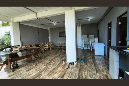 Casa de condomínio à venda com 320m², 4 quartos e 4 vagas Casa de condomínio à venda com 320m², 4 quartos e 4 vagasÁrea Gourmet