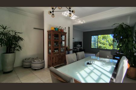 Sala de casa de condomínio à venda com 4 quartos, 320m² em Vargem Grande, Rio de Janeiro
