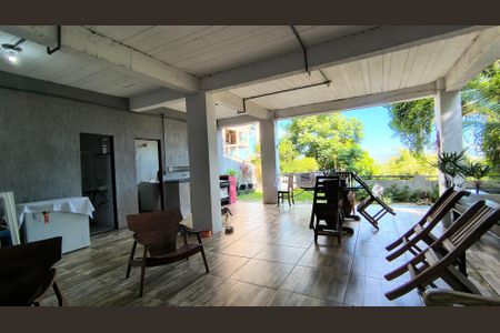 Casa de condomínio à venda com 320m², 4 quartos e 4 vagas Casa de condomínio à venda com 320m², 4 quartos e 4 vagasÁrea Gourmet