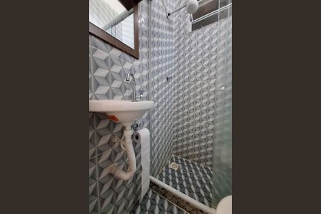 Studio para alugar com 30m², 1 quarto e sem vaga Studio para alugar com 30m², 1 quarto e sem vagaBanheiro