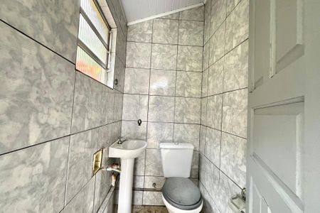 Casa para alugar com 60m², 2 quartos e 1 vagaLavabo