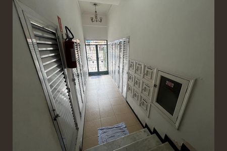 Apartamento para alugar com 90m², 2 quartos e sem vaga Apartamento para alugar com 90m², 2 quartos e sem vagaHall