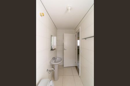 Casa para alugar com 42m², 1 quarto e sem vaga Casa para alugar com 42m², 1 quarto e sem vagaBanheiro