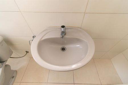 Casa para alugar com 42m², 1 quarto e sem vaga Casa para alugar com 42m², 1 quarto e sem vagaBanheiro